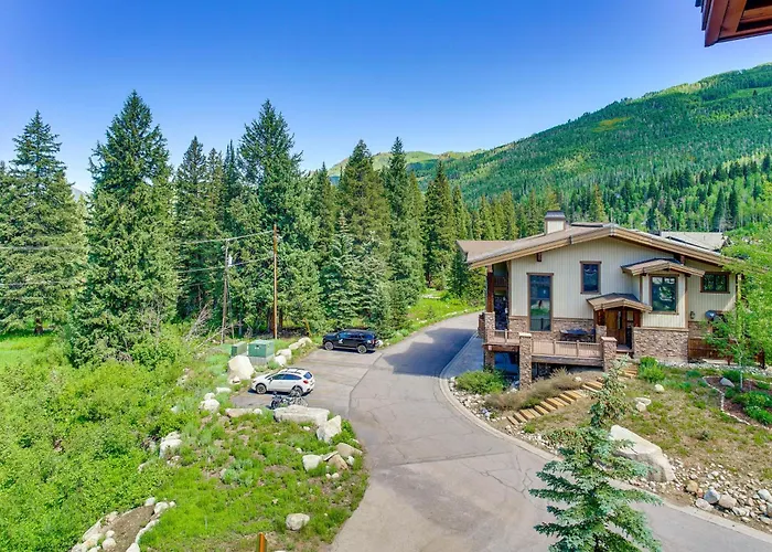 Ski-In/Ski-Out Solitude Condo W/ Rooftop Hot Tub!